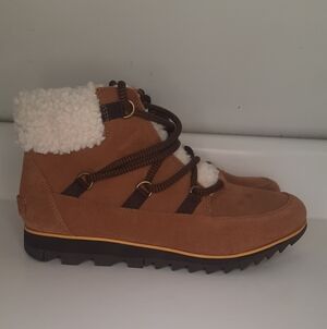 SOREL Harlow Lace Cozy Snow Boot